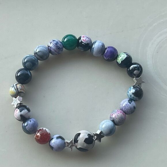 Hand crafted Colorful orca cow print ONE NEW stretch bracelet stars silver tone - Picture 2 of 8